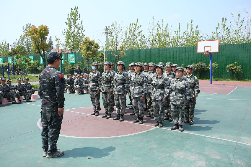 軍訓雖然辛苦，但有這五大益處！(圖2)