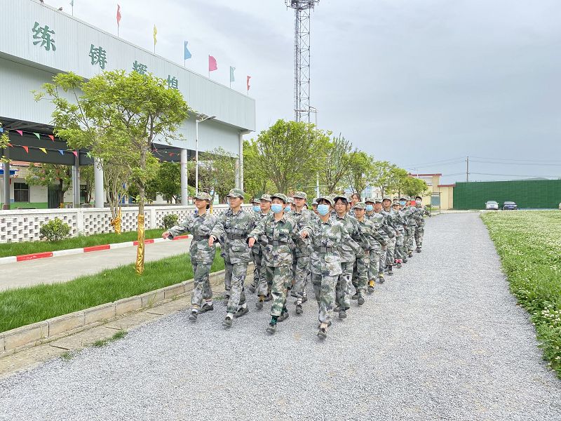 爸爸媽媽，我不會再逃學了(圖2)