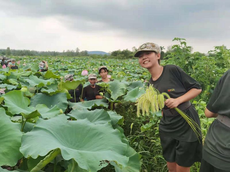 孩子不合群而不想上学怎么办？(图2)