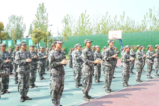 孩子為什么總是丟三落四，怎么糾正孩子丟三落四的習慣(圖1)